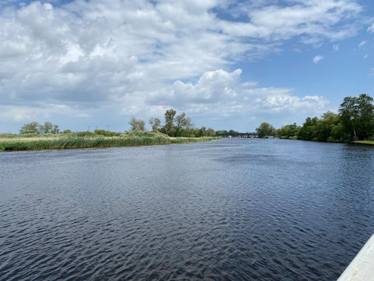 Schwimmpod An Der Peene Anklam Extérieur photo